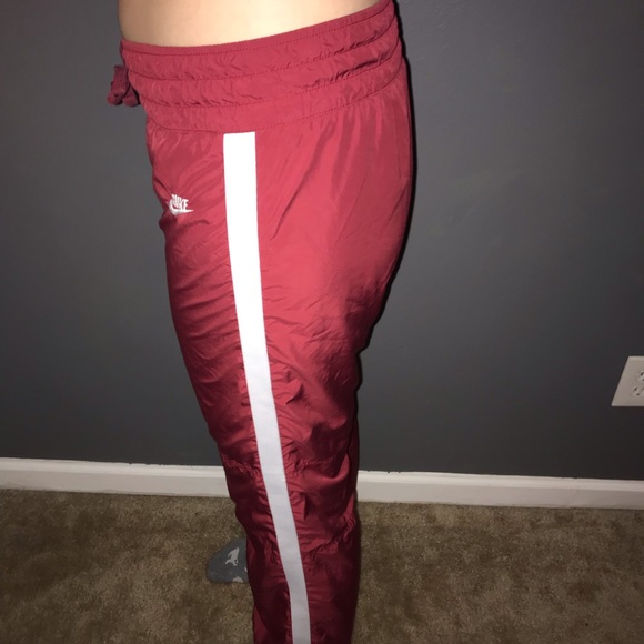 Nike Swishy Pants - Picture 3 of 5